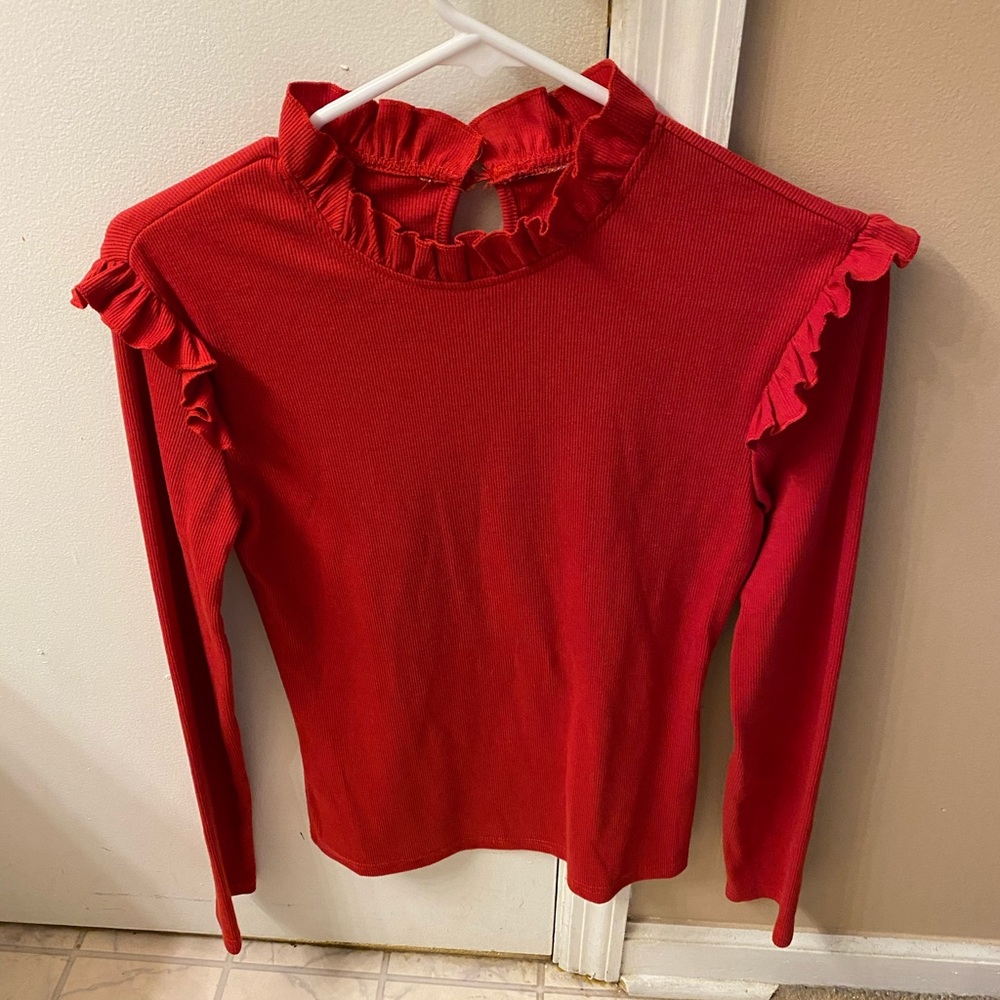 Ruffled top
